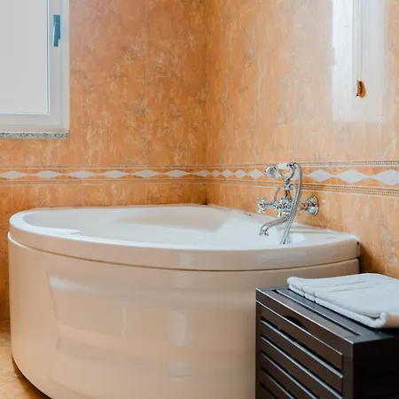 Lamendolara B&B Bed & Breakfast 3*