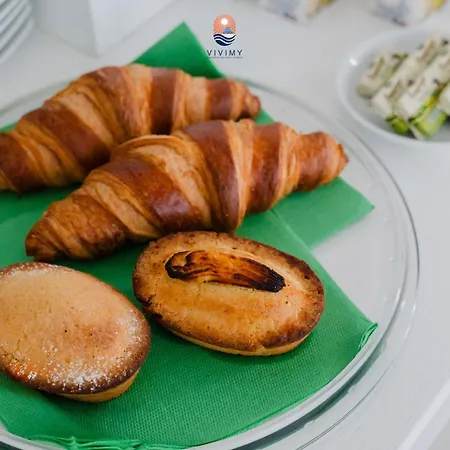 לינה וארוחת בוקר Lamendolara 4*